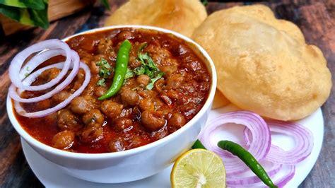 chloe bhatury|chole bhature meaning.